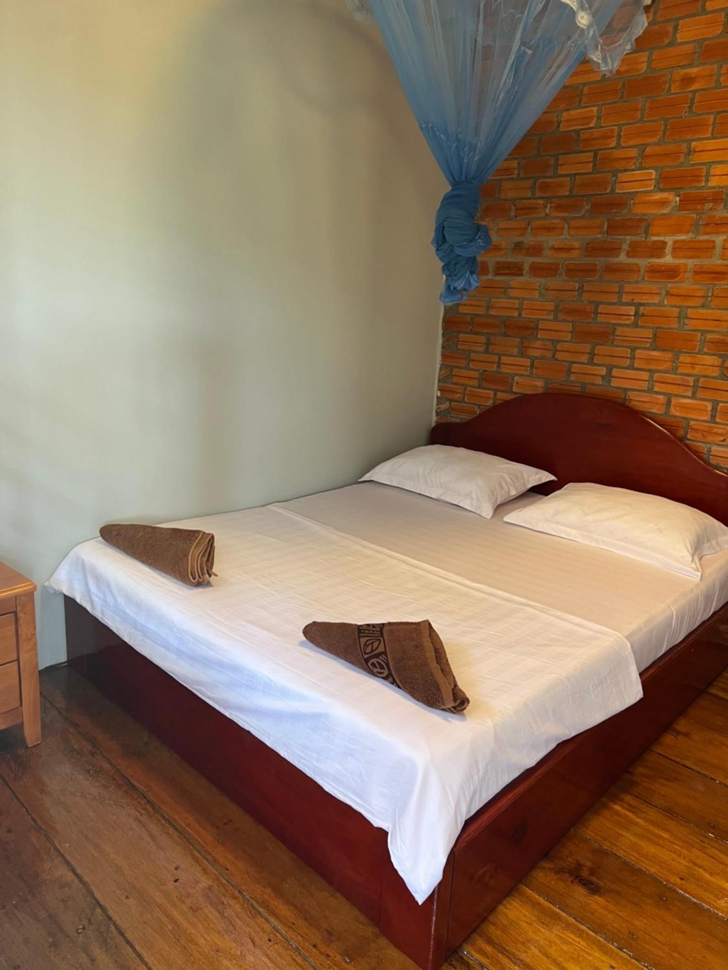 Ing Ing Guesthouse كوه رونغ ساملوم المظهر الخارجي الصورة